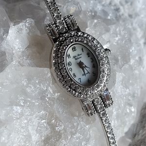Vintage fifth Avenue jewelry Swarovski crysyal watch